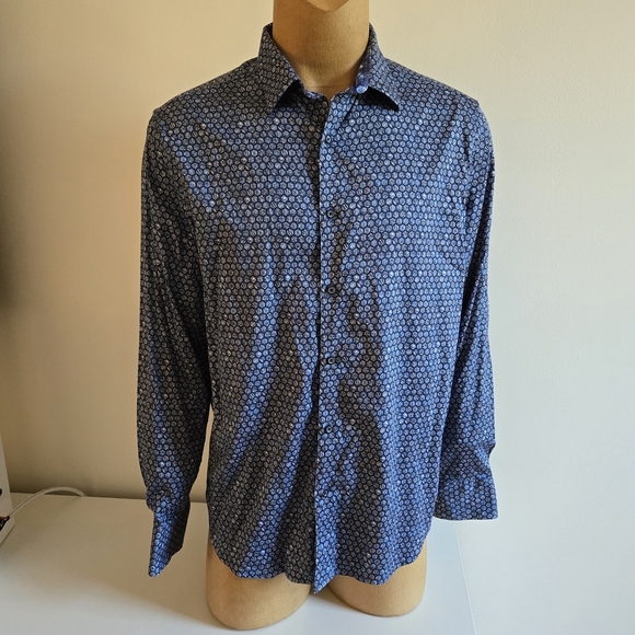 Robert Graham Blue Floral Button Down Shirt - Picture 3 of 12